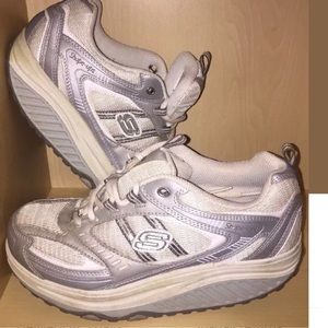 Skechers Shape Ups Size 7.5 White Gray Fitness